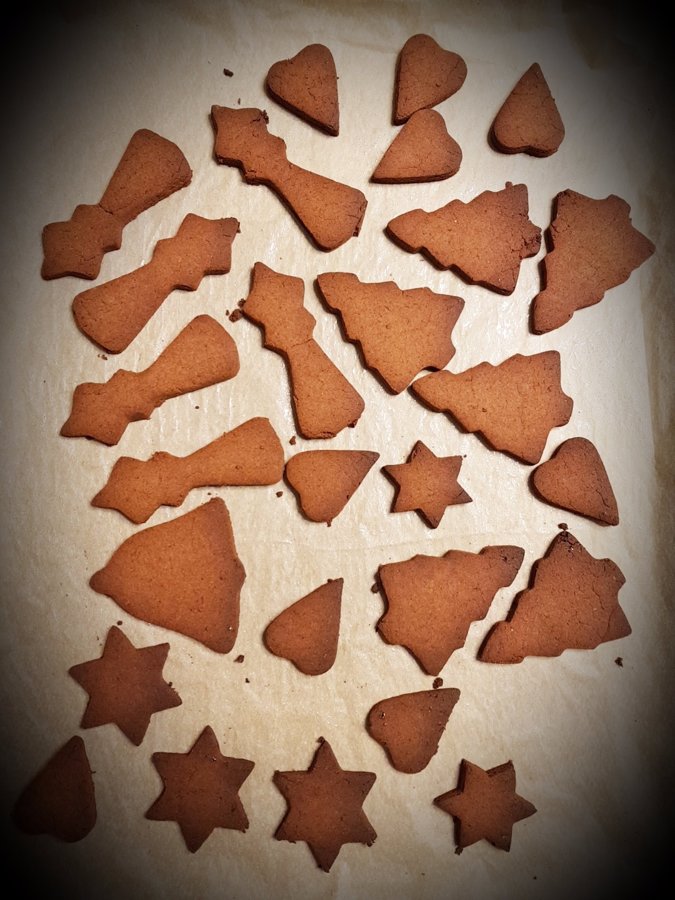 Xmas cookies with acorn flour